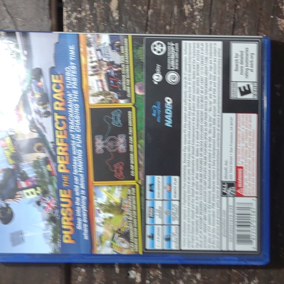 PS4 VIDEO GAMES - Picture 9 of 15